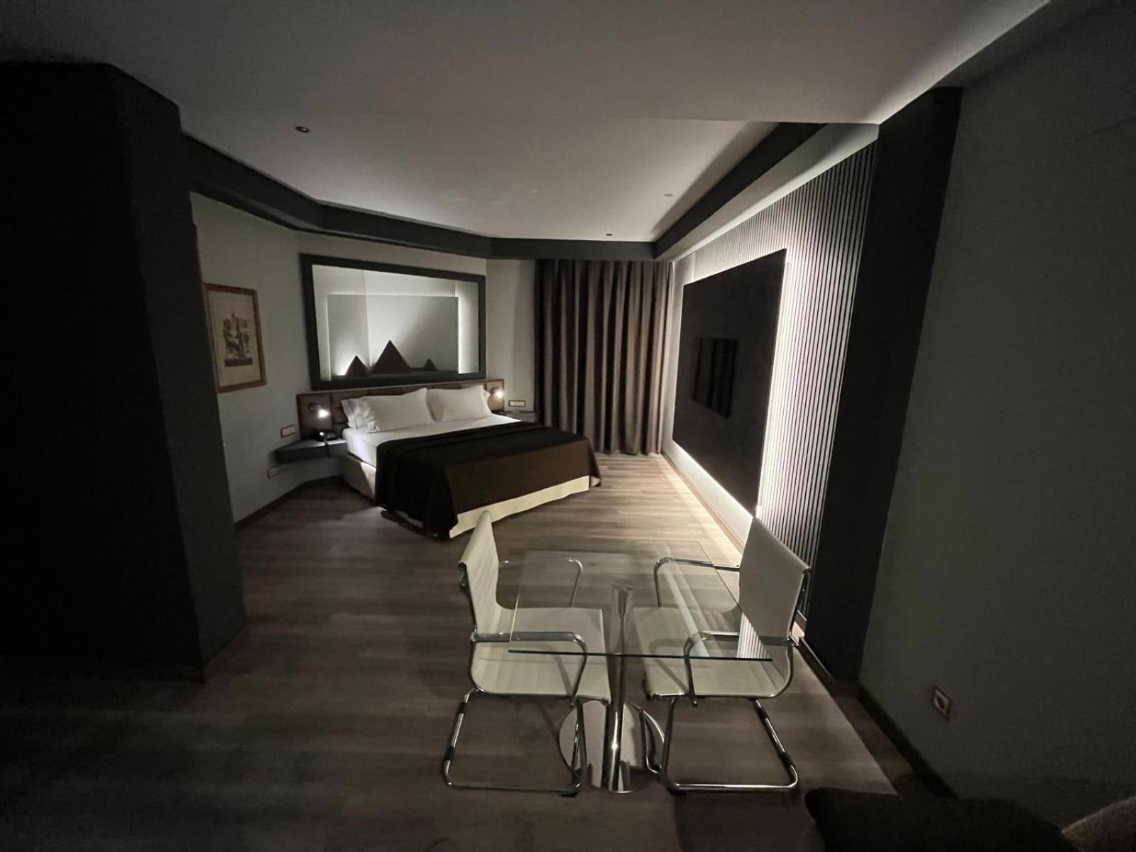 Hotel Alkalat Алькала-де-Гуадаїра Екстер'єр фото